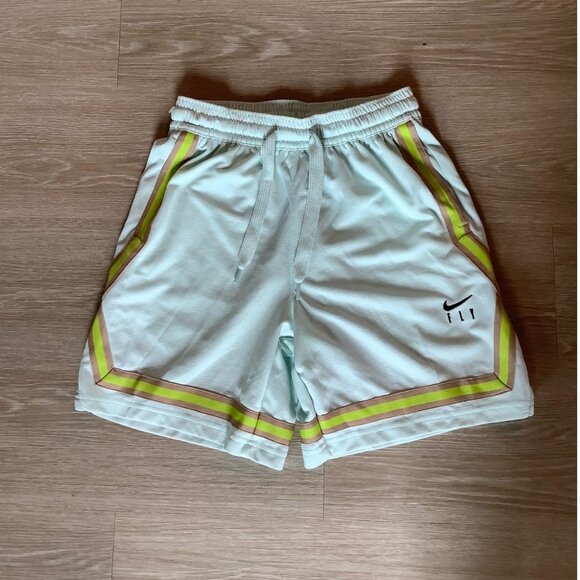 Nike Dri-FIT Fly Crossover Women's Light Blue Basketball Shorts Size XS - Picture 2 of 4